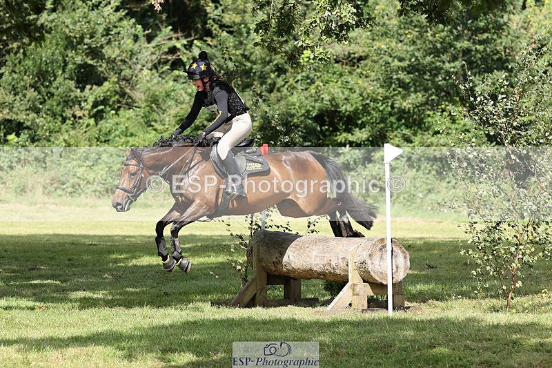 240825X-113914-32303 - 70cm XC 11.00 to 12.00