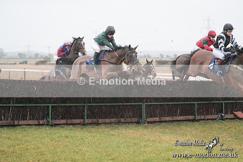 PtP 260125 277 - Cocklebarrow Point-to-Point racing with the Heythrop Hunt 26/01/25