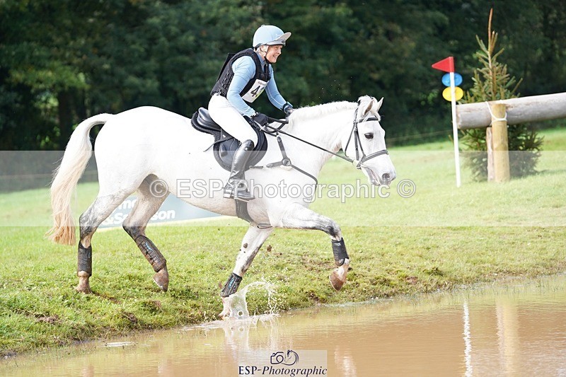 231021-133422-17364 - 434-SPINK.BUSTER-Sue.Parkes-SC+XC