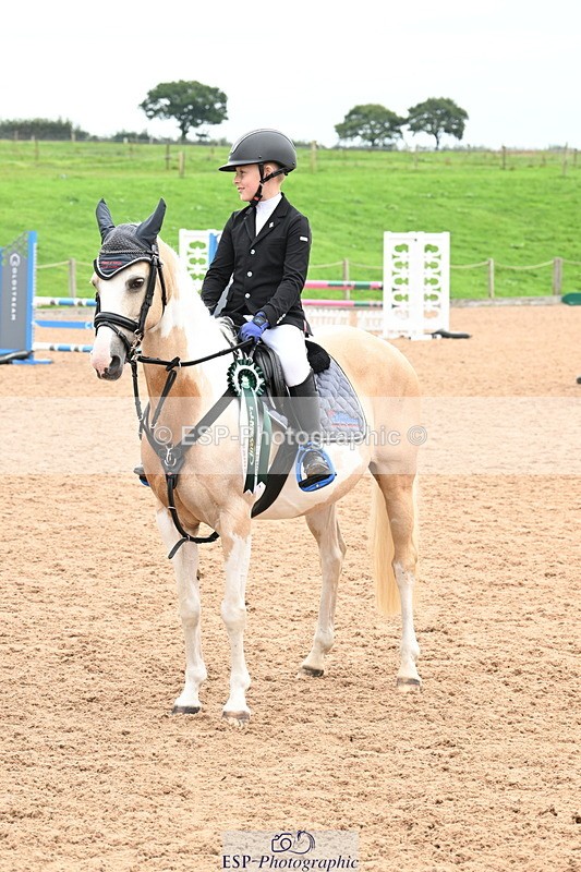 240907A-132605-01973 - Cls 3 Pony Medium Team 80cm & 90cm