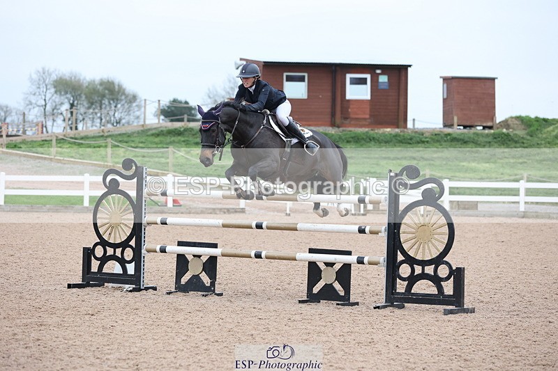 241101A-152222-02937 - FRI Cls 7 Blue Chip Grade B&C Jump Off