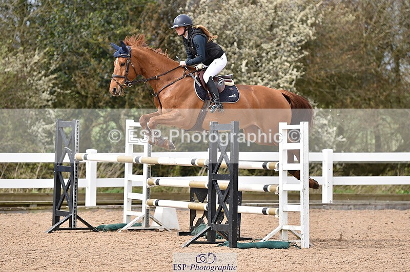 240327A-124724-00449 - Cls 4 Newcomers and 1.10m Open