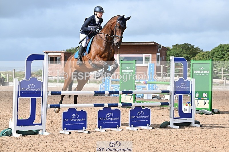 250831-104141-06586 - J-465-Samantha.Brown