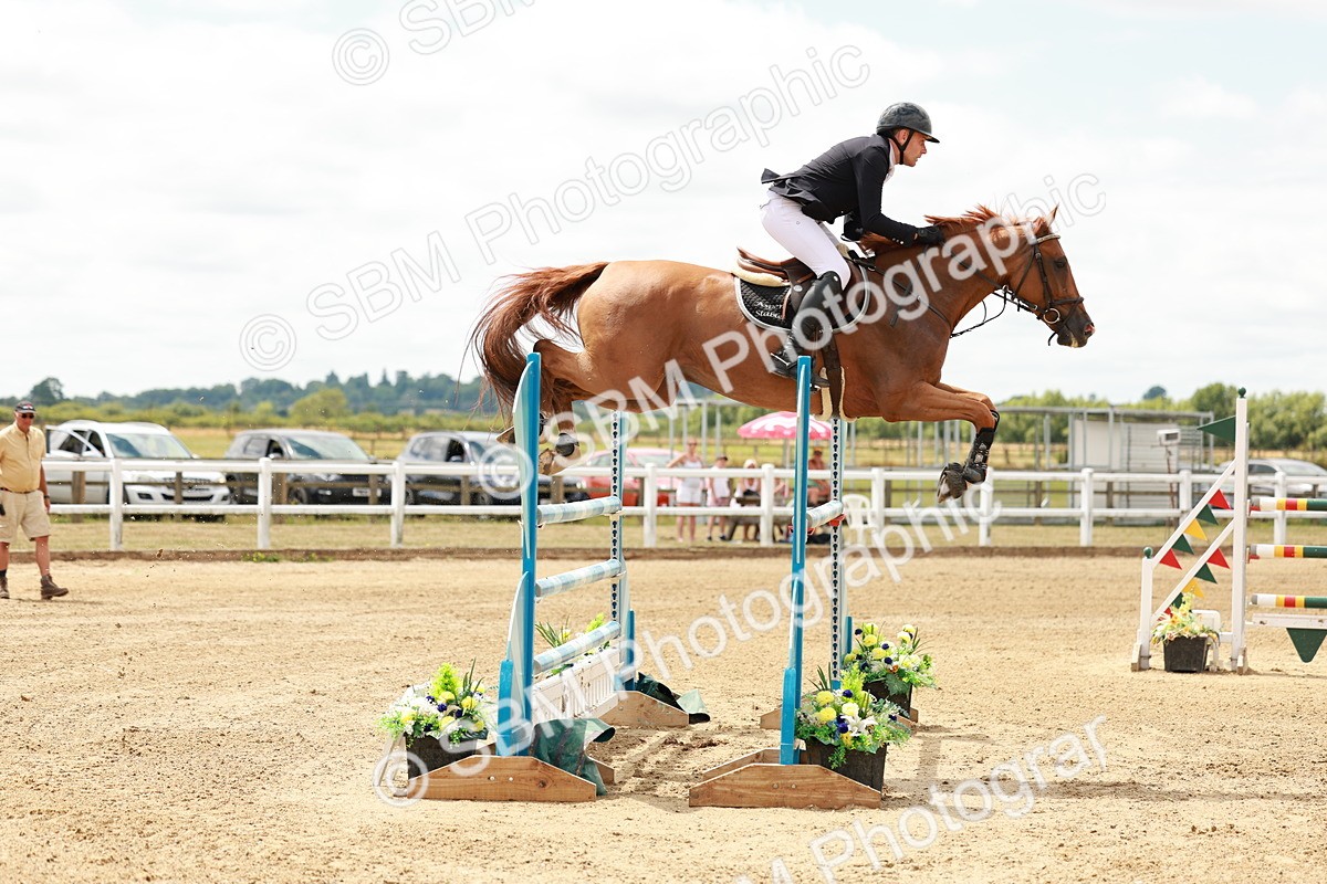 SBM_018320 - Class 21 - Senior Newcomers Championship 2d Rd