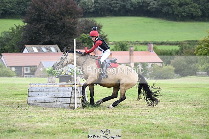 240825X-111654-32481 - 70cm XC 11.00 to 12.00