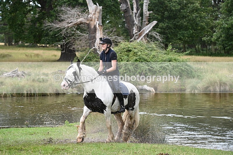 WJ7_2550 - Time at Water 11:14 to 11:36