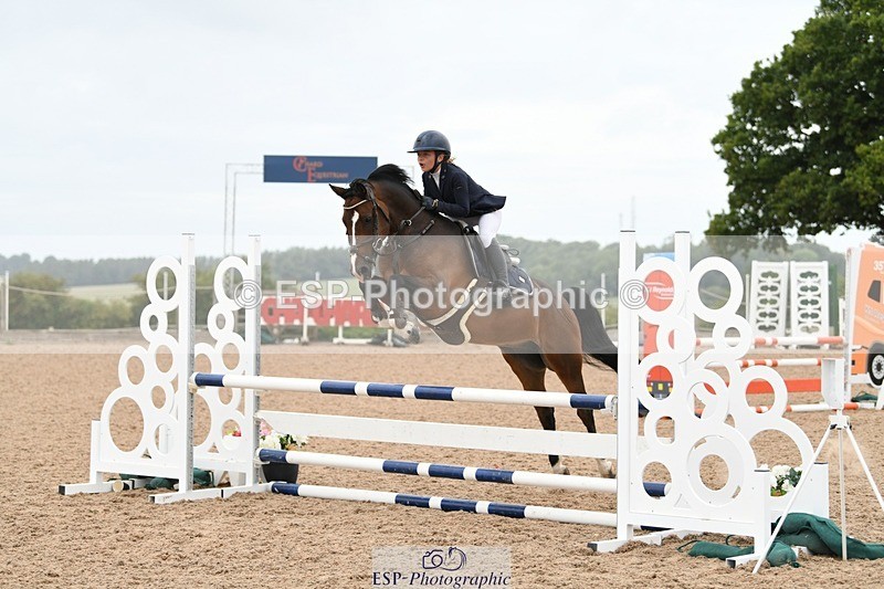 250807-110902-00492 - 90cm Round 1