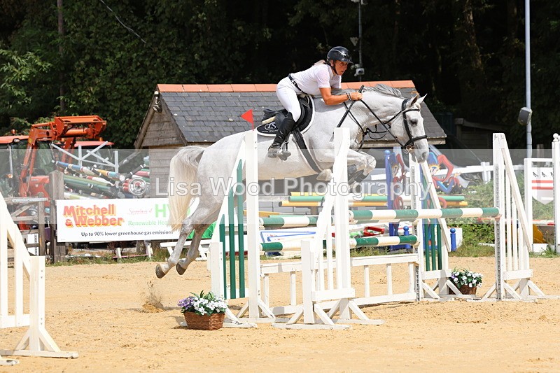 3E7A4099 - Class 7: Senior Newcomers/1.10m open