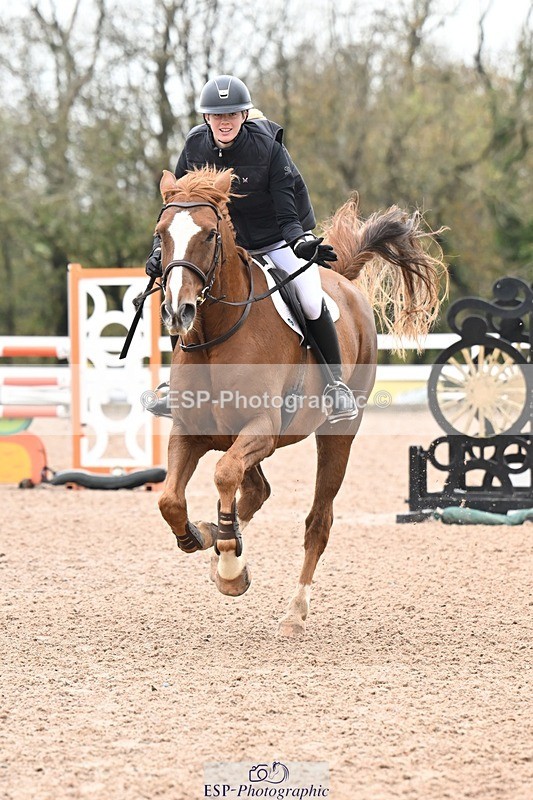 251105-142041-00851 - Cls 06 Fox & 1.20m