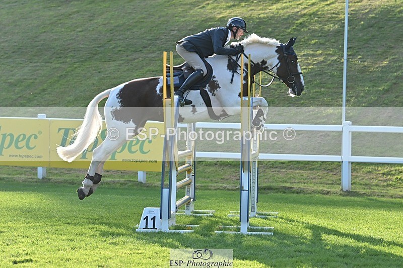 230909-175335-07834 - Cls 14 Snr 1m Derby