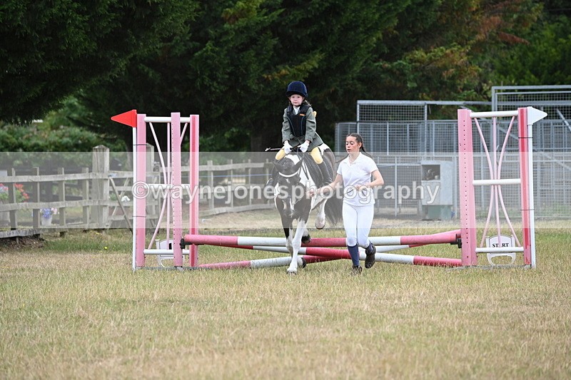WJ6_9322 - Class 12 Minimus Jumping 45cm