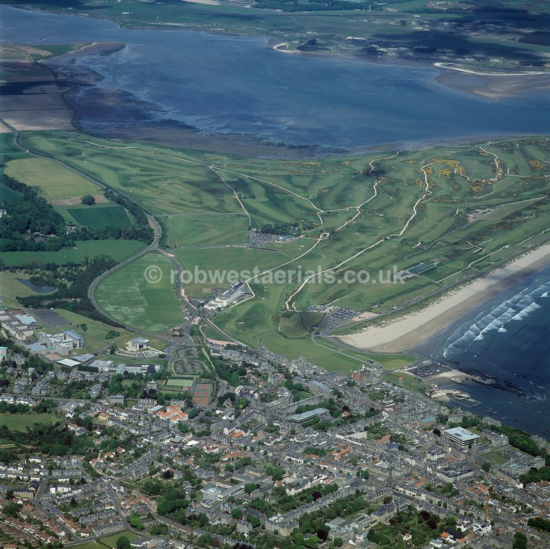 A00093B St Andrews Fife in 2001 - Settlements, infrastructure and attractions
