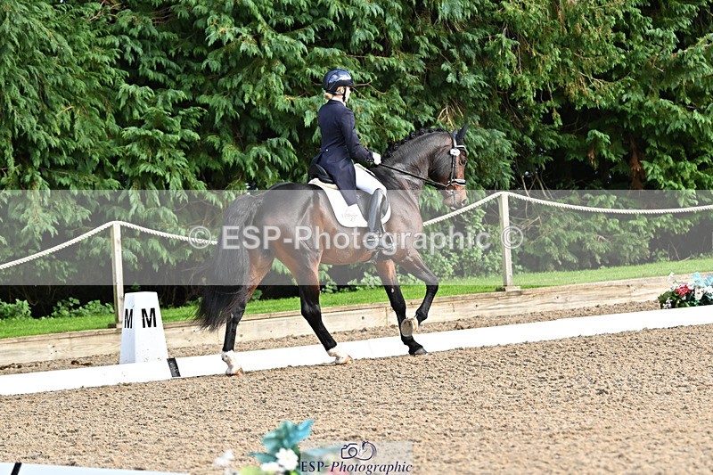 241023-160042-00829 - 012-Mollie.Summerland-SKITTEL.D'EKWI