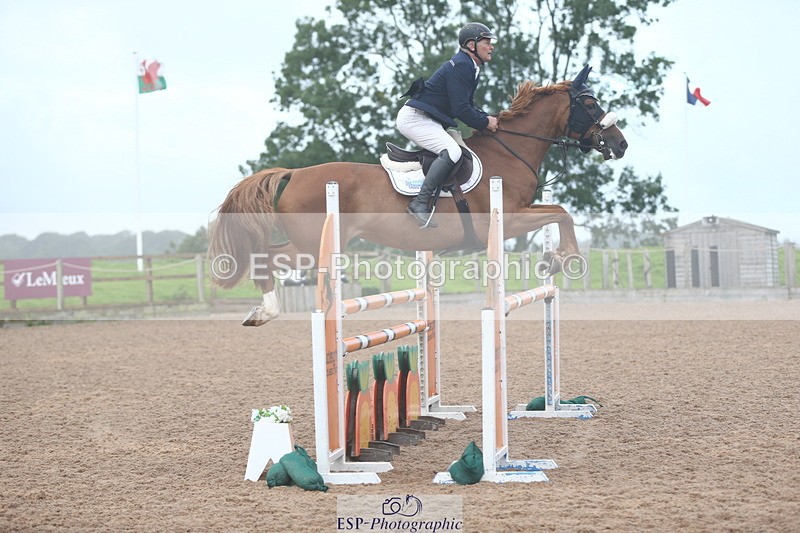 230812A-092217-07883 - Cls 31 Snr Newcomers