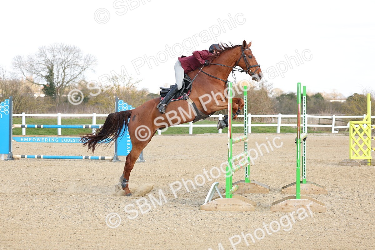 SBM_001501 - Class 4 - Senior Newcomers - 1.10m