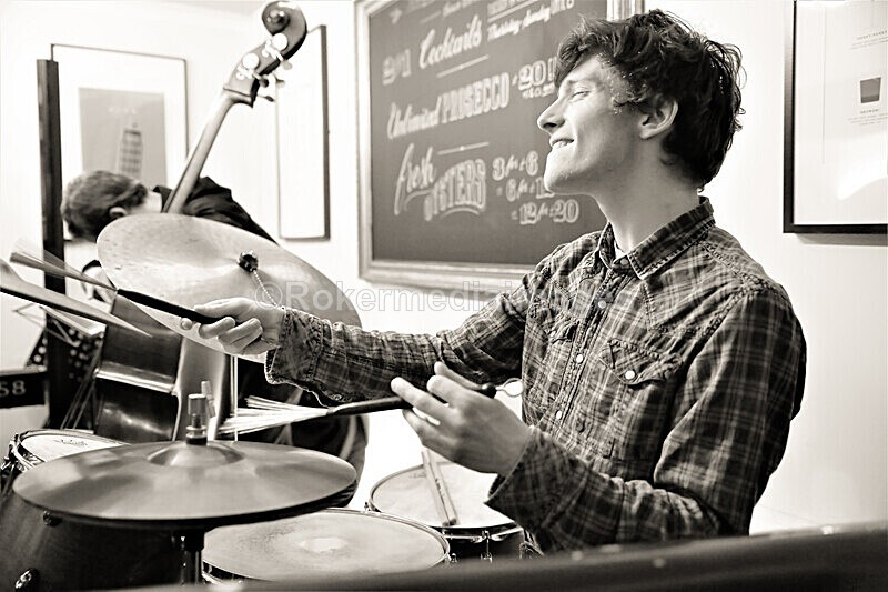 DAN-37 - Daniel Newberry Quartet