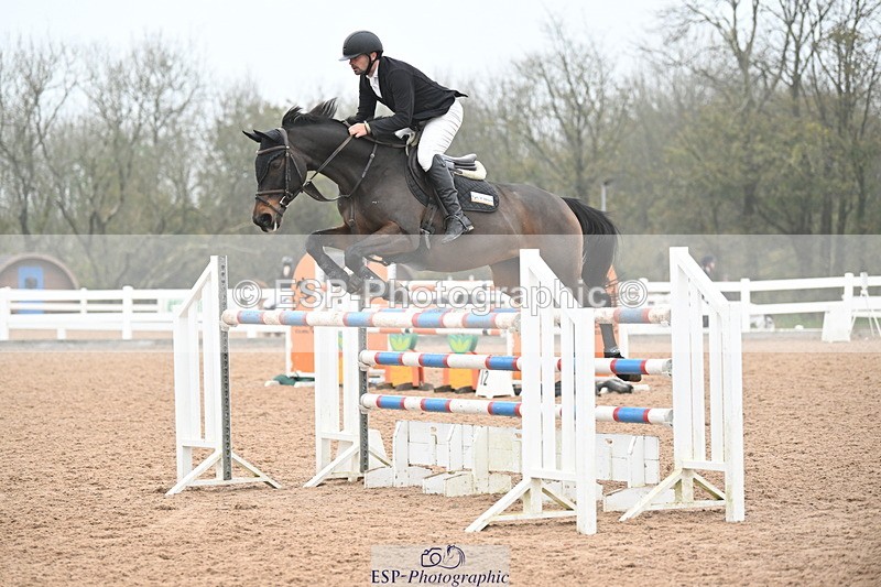 241102A-124808-04642 - SAT Cls 15 Foxhunter and 1.20m Open