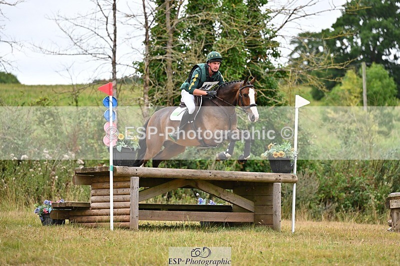 250803A-105454-10020 - K-458-Ollie.Martin-MIH.POP.SOCKS