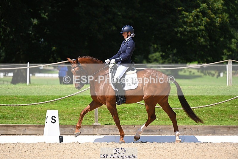 230811-115205-01094 - Cls 4 Adv Medium Silver