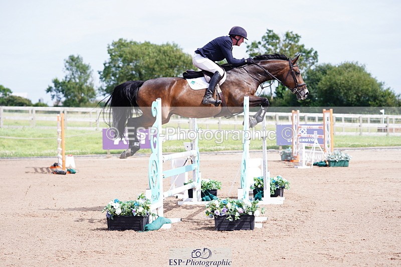 240803A-151316-08829 - Cls 32 National 1.30m Open