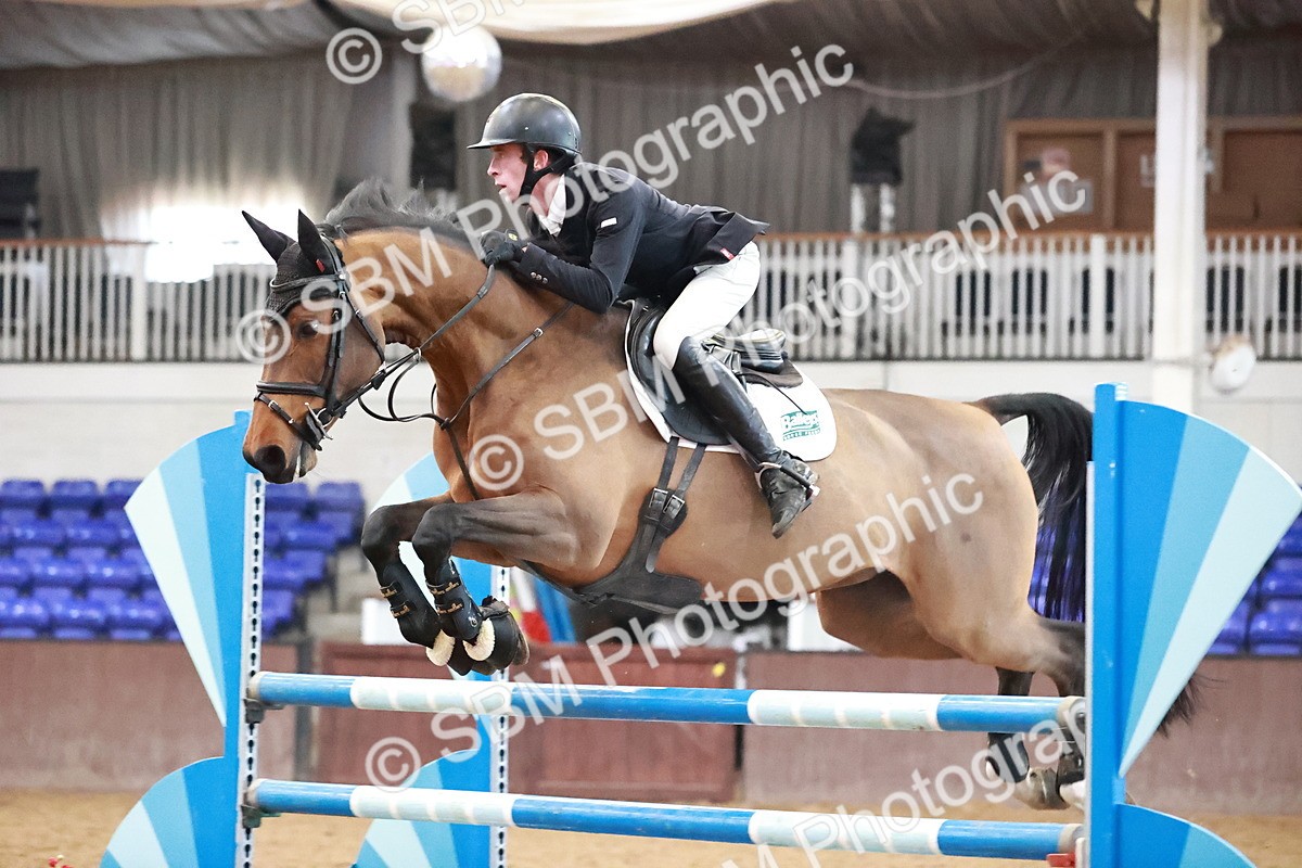 SBM_003076 - Class 11 - Senior Foxhunter 1.20m