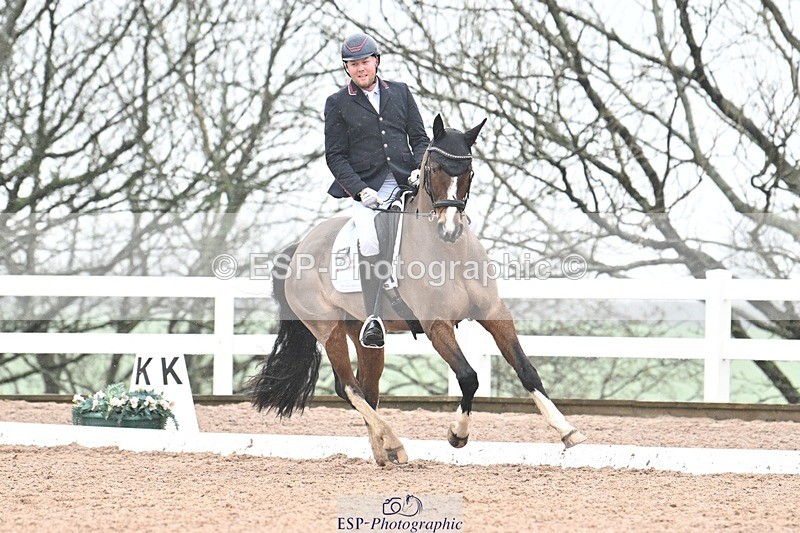 250215-132405-03844 - 212-Martyn.Humphrey-CHS.FAIRYTALE