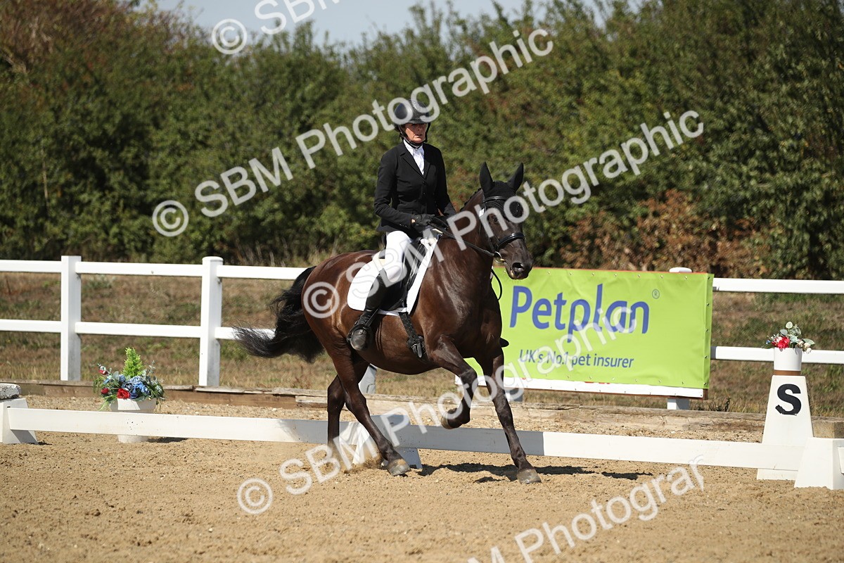 SBM_005741 - Class 11 - Novice 5 - 13.19-14.22