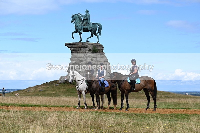 DSC_8529 - Time at Statue 13:52 to 14:33