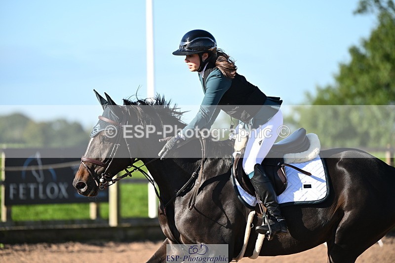 240912A-092017-00118 - Cls 1 Snr 1.05m & 1.10m Open