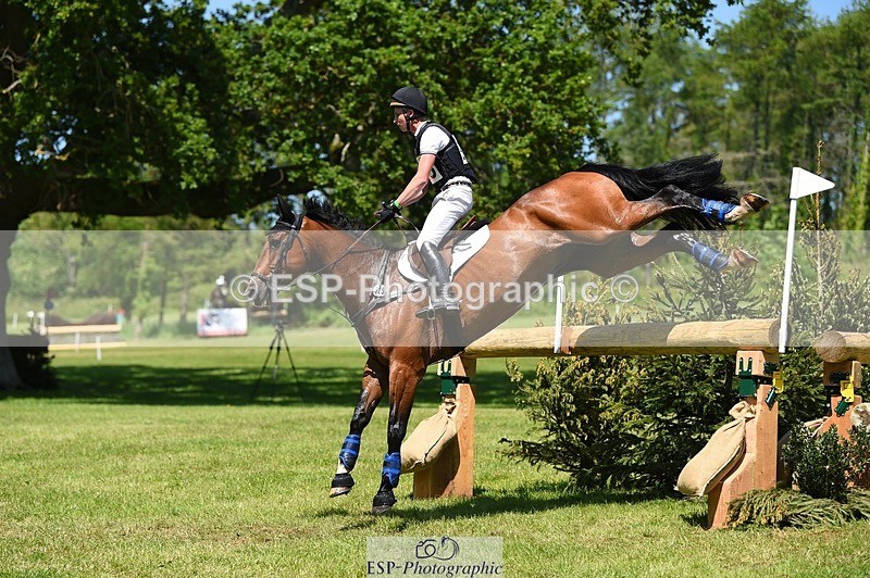 230527-142140-09769 - 325-LONESTAR-Thomas_Hawke-XC