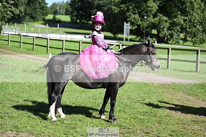 240728B-094419-00097 - Sunday Stable Shots and Fancy Dress