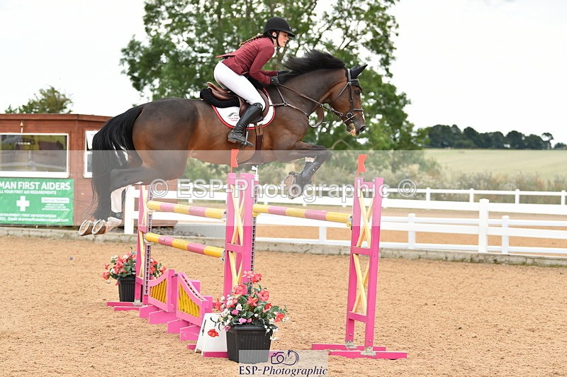 230720A-134932-03194 - Cls 21, 1 Star Gold 1.30m