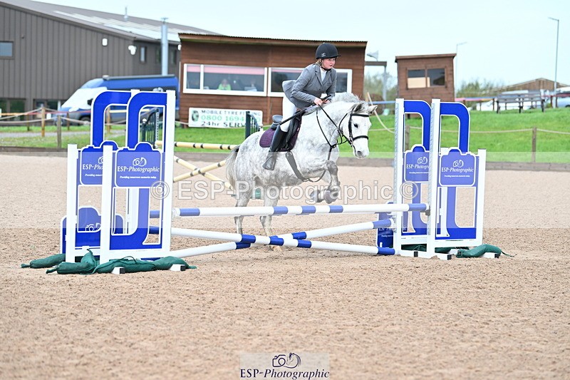 231029A-092252-02357 - 60cm Club and Schools