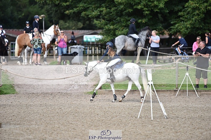 240802-094158-00646 - 60cm Round 1