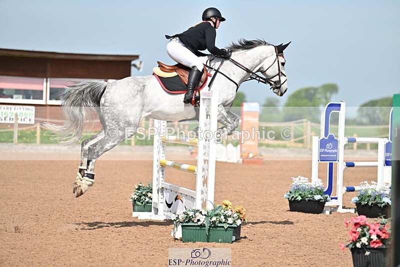 240510A-102554-04990 - Cls 21 Snr 1.20m Open