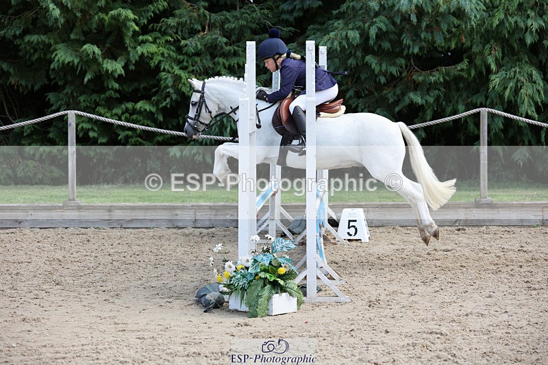 240823X-130612-17098 - 60cm R1 11.30 to 13.30