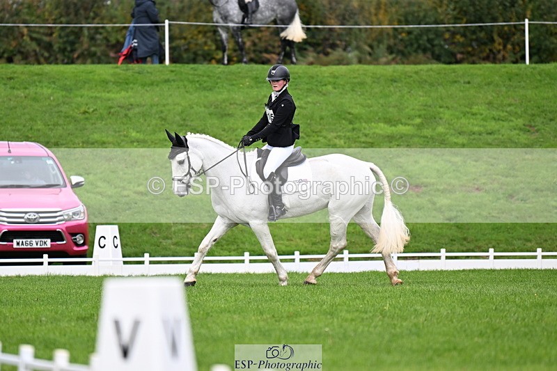 251023A-114147-03637 - G-515-Jessica.Saunders