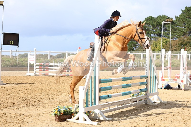 3E7A9795 - Class 10: Senior 95cm open