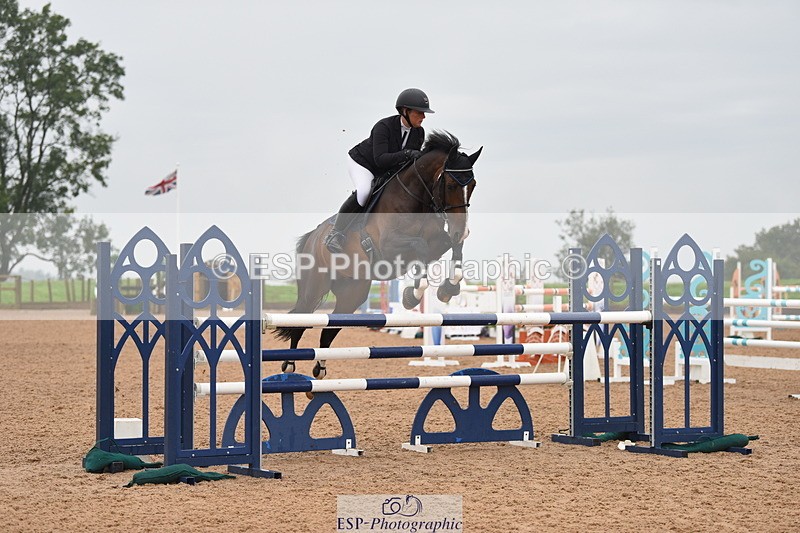 230916A-104244-03882 - Cls 14 Snr Foxhunter