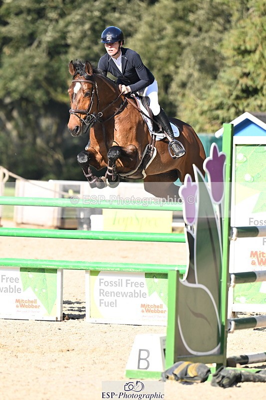 260321A-151847-01091 - 6 Foxhunter 1m 20 Open