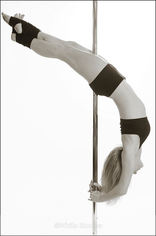 - Pole Grace