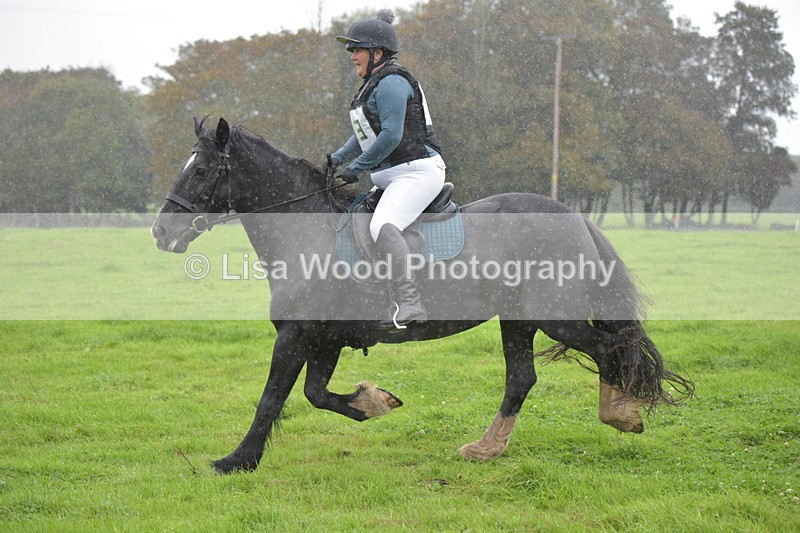 RAY_9280 - Class 1: 65cm: Ski Jump