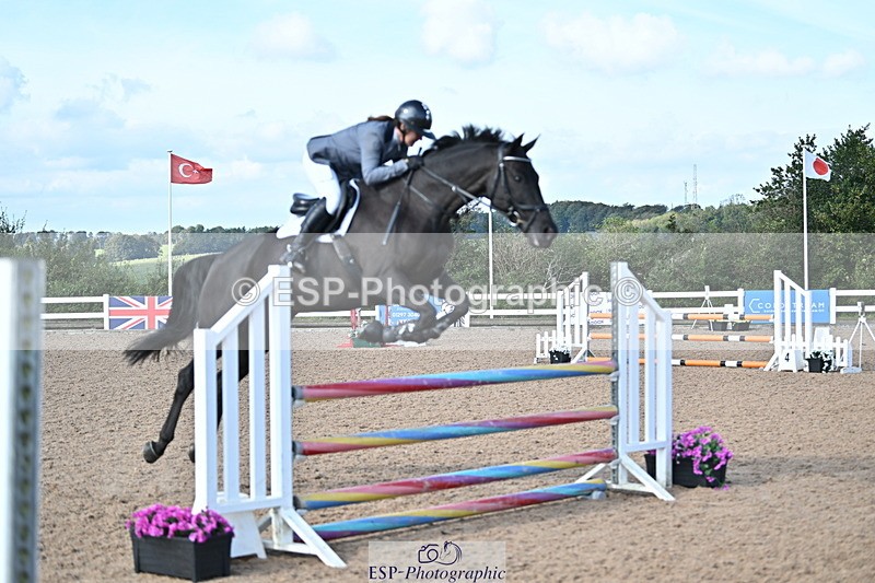 241004A-105709-01458 - Fri 07 Snr Brit Nov & 90cm Open