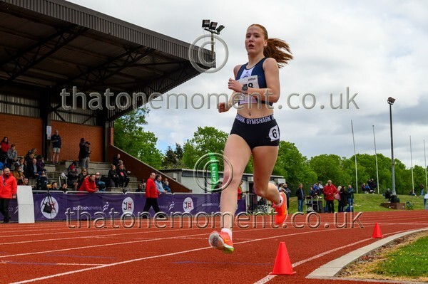 Natopener26-817985 - Track Female