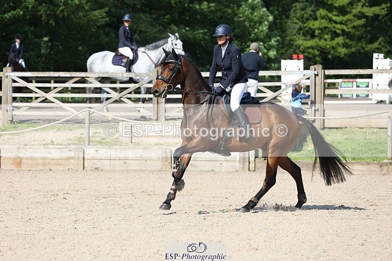 230513-094625-03537 - Cls 18 Snr 1.05m Open