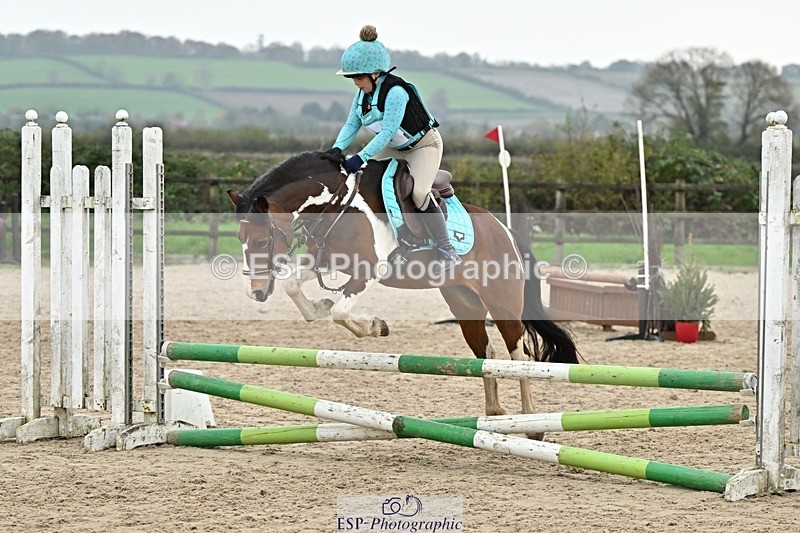 241110-135959-00999 - 60-65cm Arena Eventing