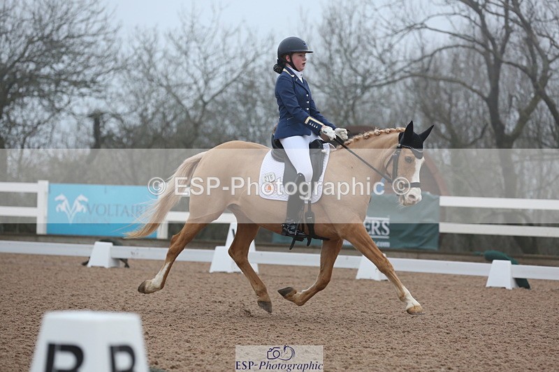 240217A-083428-00033 - 216-Olivia.Luscombe-Rosewater.Chamonix