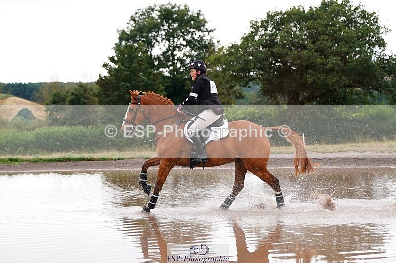 250803A-113520-11481 - K-466-Emily.R.Vincent-GOLDEN.HEART.BREAKER