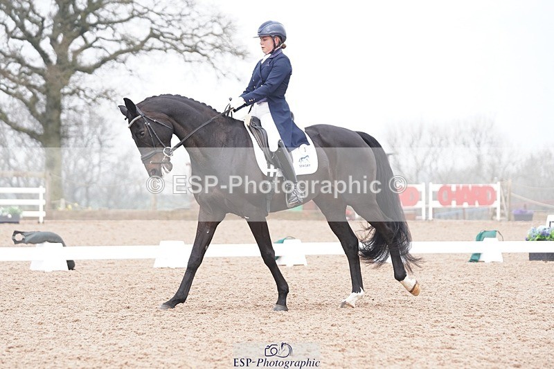 250404-102324-04285 - 003-Abbie.Newbury-Seagry.Firstamour