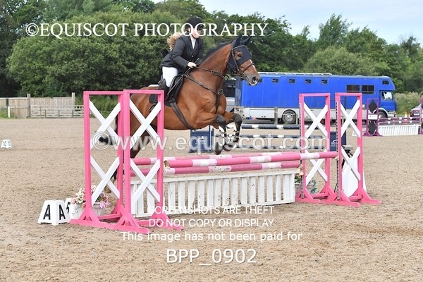 BPP_0902 - CLASS 3  Senior British Novice/ 90cm Open